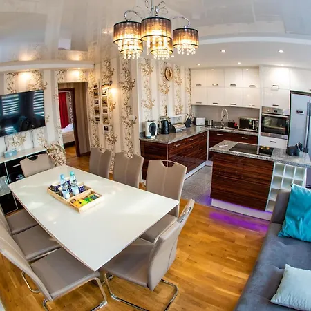 Ksiazecy Premium Klimatyzacja 3 Sypialnie 3 Bedrooms